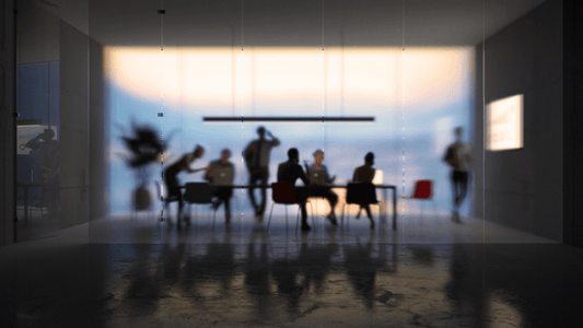 Mejorando el ambiente de trabajo: Sillas con y sin ruedas